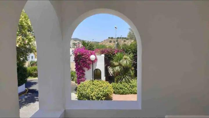 Urb Jardines De Sotogrande Duplex, 120 M2公寓 外观 照片