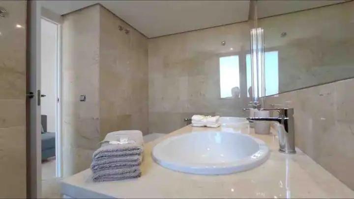 Urb Jardines De Sotogrande Duplex, 120 M2公寓 外观 照片